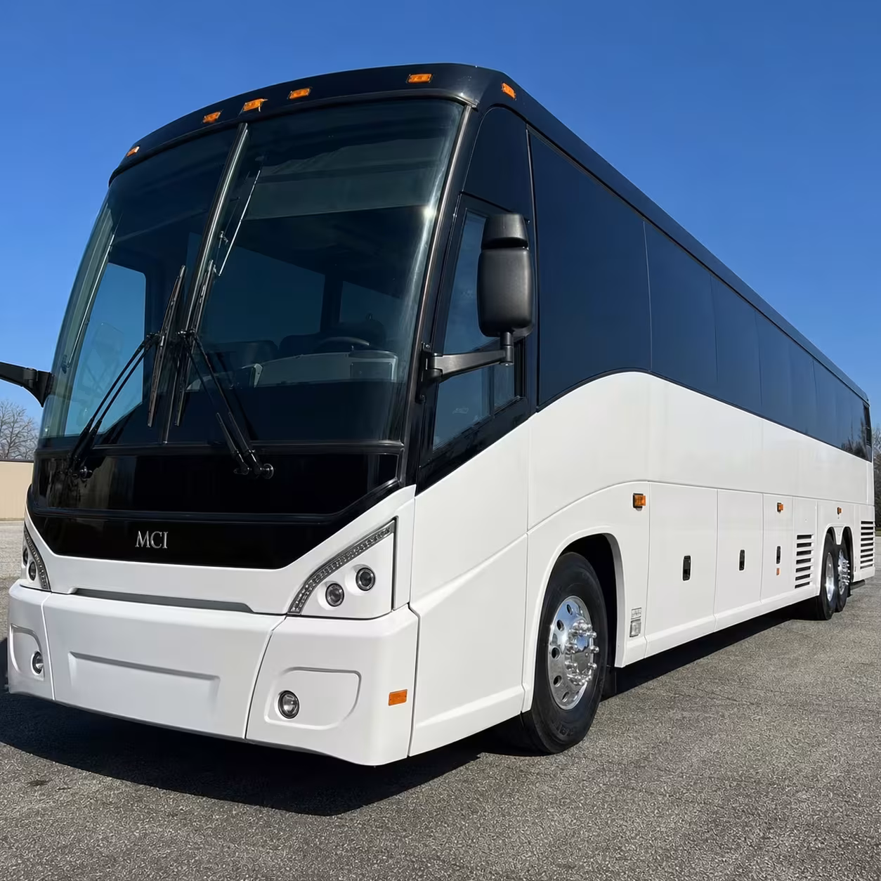 bakersfield charter buses for central valley airport transfers