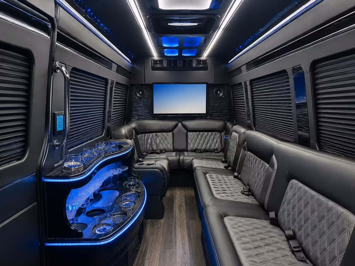 bus rental options for bakersfield trips