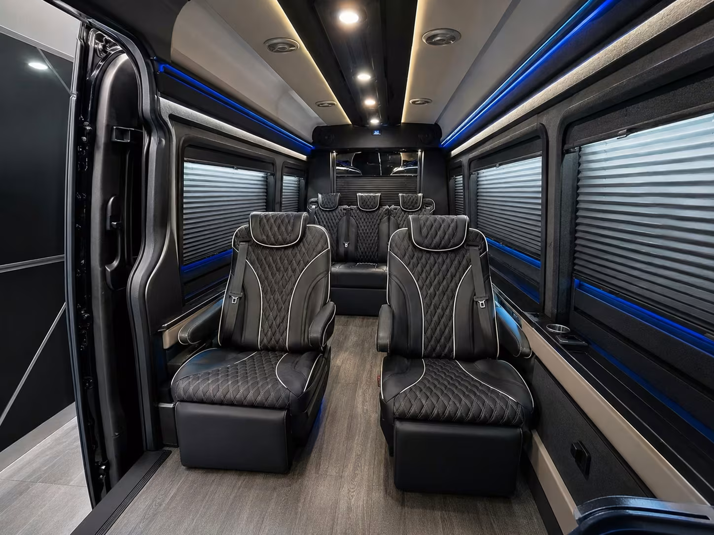 corporate airport shuttle buses for bakersfield teams