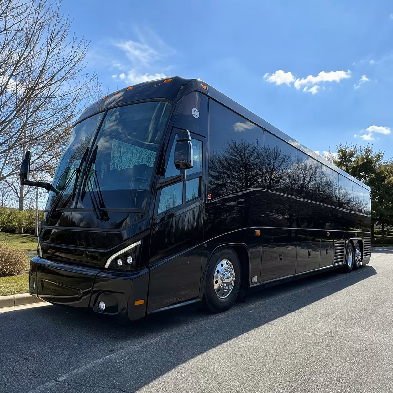 recurring employee charter bus rentals in bakersfield